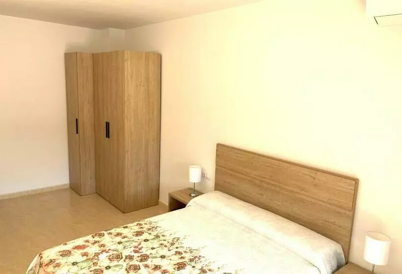 Casa Mires