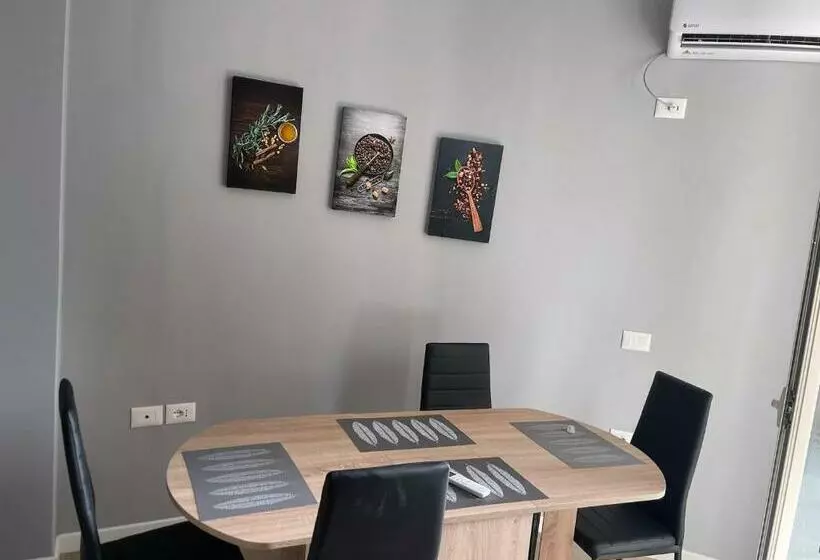 Lungo Mare S&s Apartment In Vlore #39