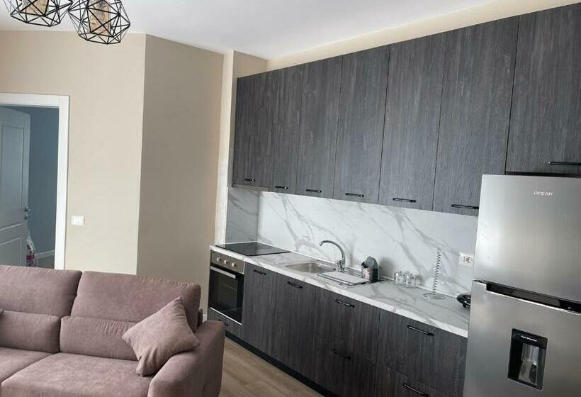 Lungo Mare S&s Apartment In Vlore #39