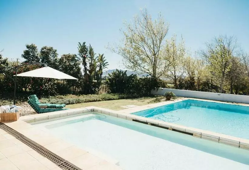 Mitre S Edge Pool House