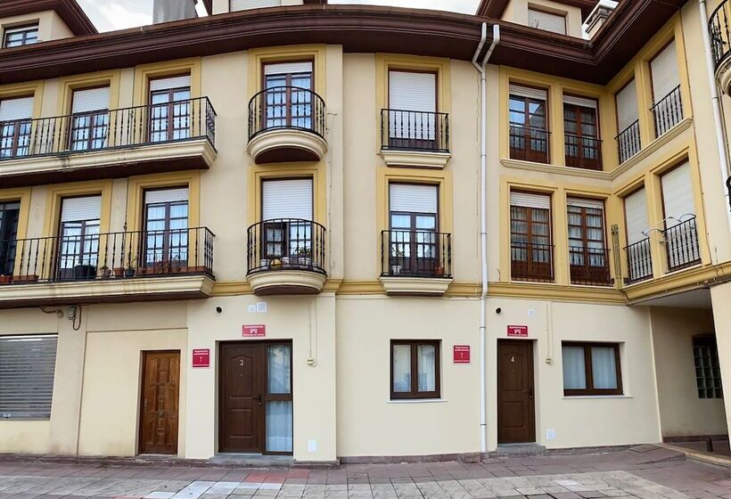 Apartamentos Torreones De Cartes