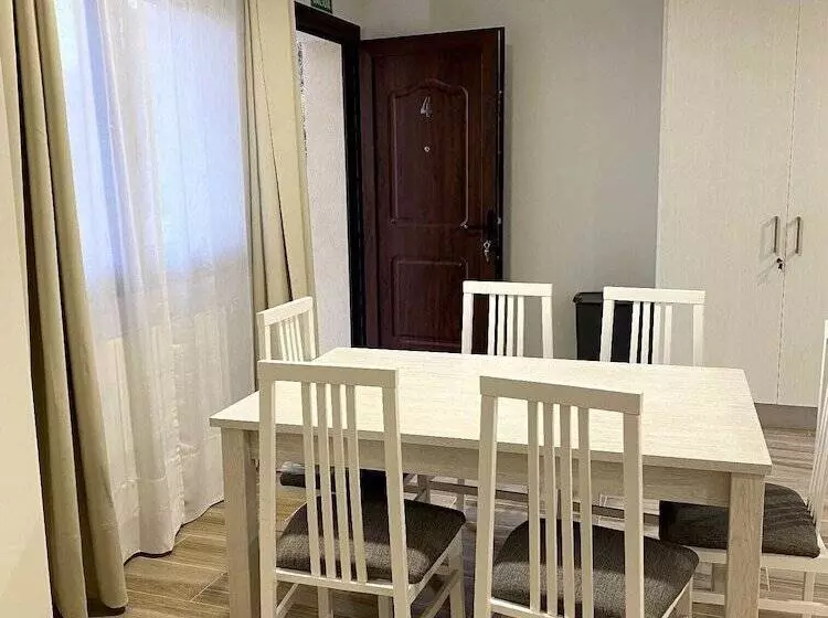 Apartamentos Torreones De Cartes