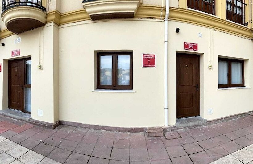 Apartamentos Torreones De Cartes