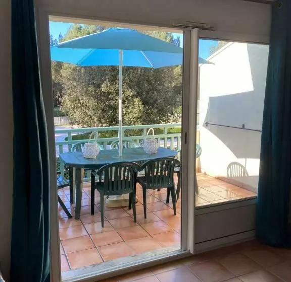Appartement 3 Pièces, 6 Perso Avec Piscine Chauffée En Saison Domaine Du Golf De Pinsolle