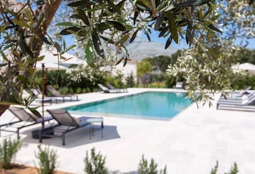 Casale Buccellato 14, Emma Villas