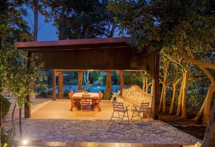 Casale Buccellato 14, Emma Villas