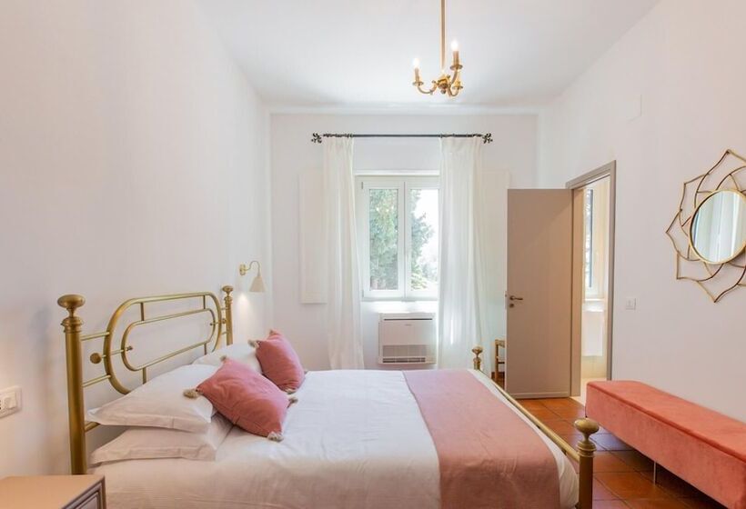 Casale Buccellato 14, Emma Villas