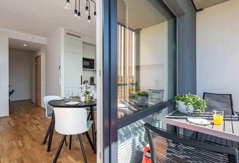 Citygate Apartment With Sun Balcony