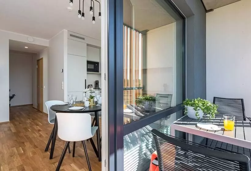 Citygate Apartment With Sun Balcony