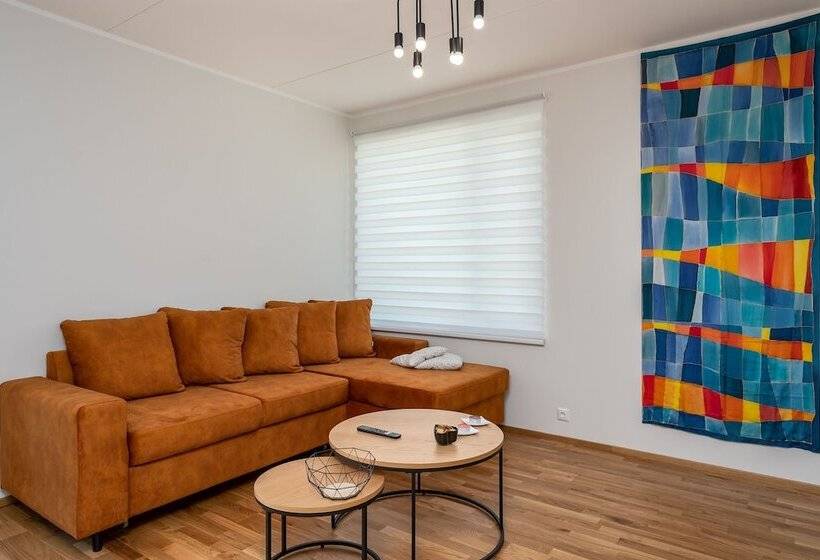 Citygate Apartment With Sun Balcony