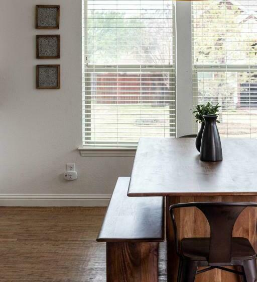 Pool House With Hot Tub And Cinema