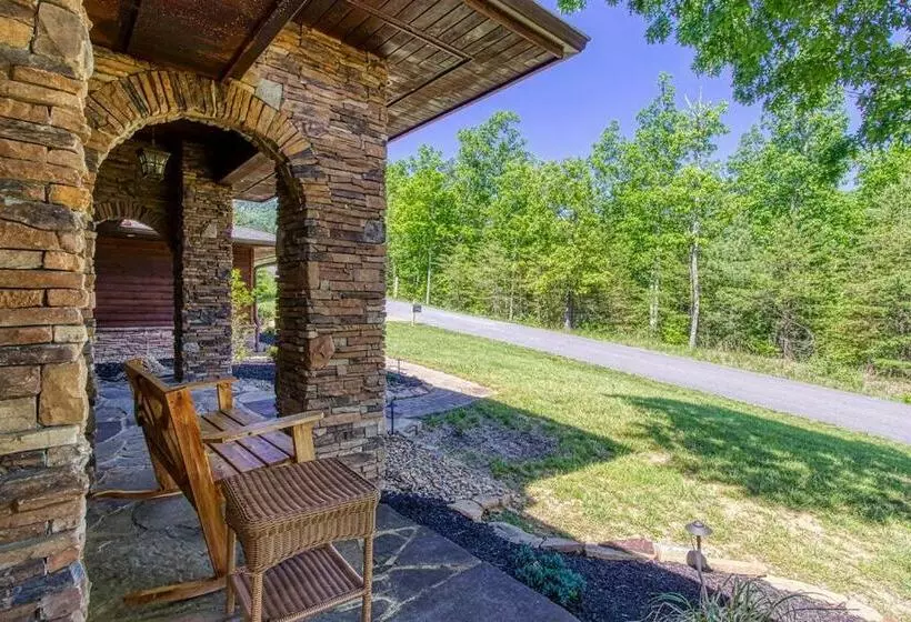 Luxury Lookout