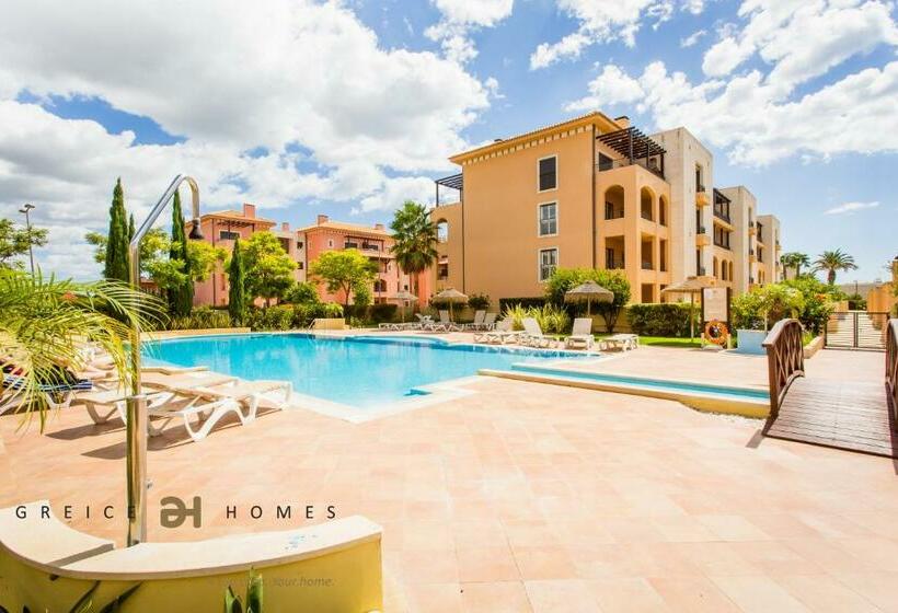 Greice Homes Luxury 2 Bed En Suite With Pool & Golf View