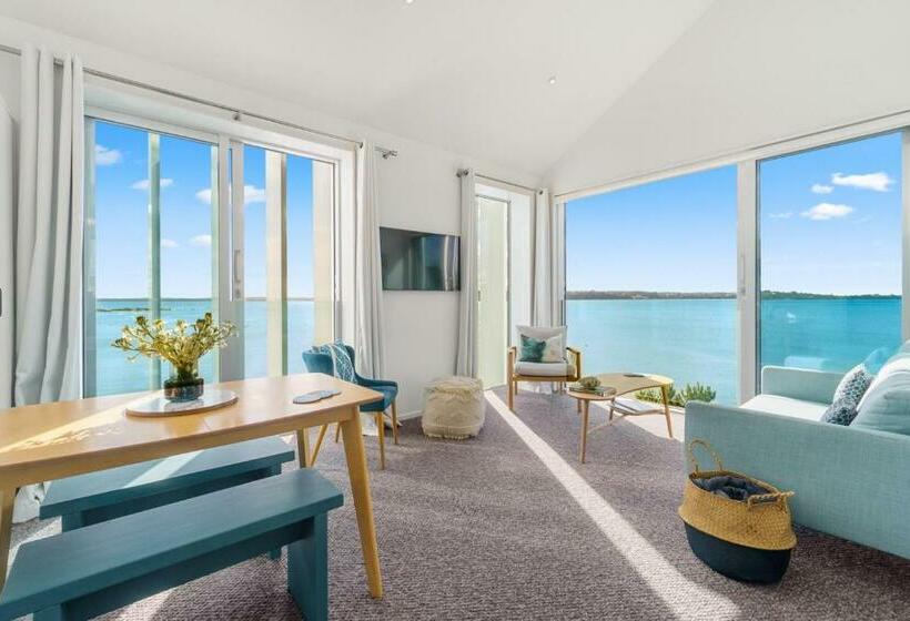 Harbour View Westmere Holiday Apartment