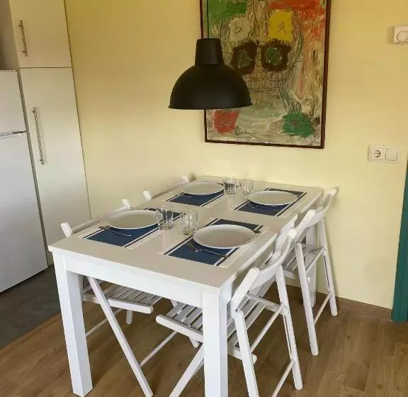 Cal Tòfones, 1er 1a. Apartament Turístic A Borredà, 08619barcelona