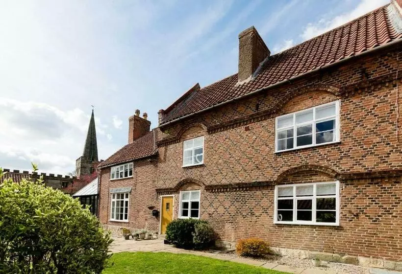 Dovecote Farmhouse