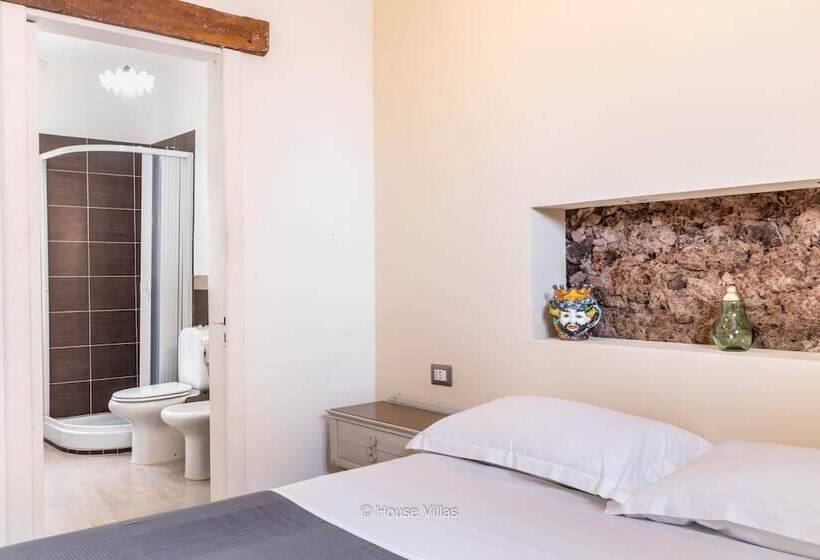 House&villas   Golden Stone