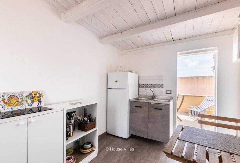 House&villas   Golden Stone