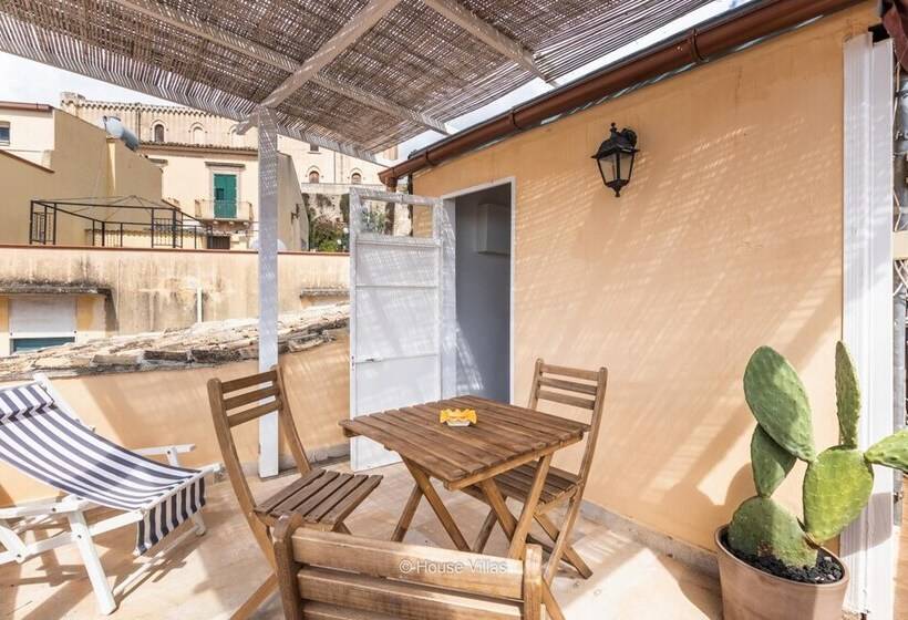 House&villas   Golden Stone