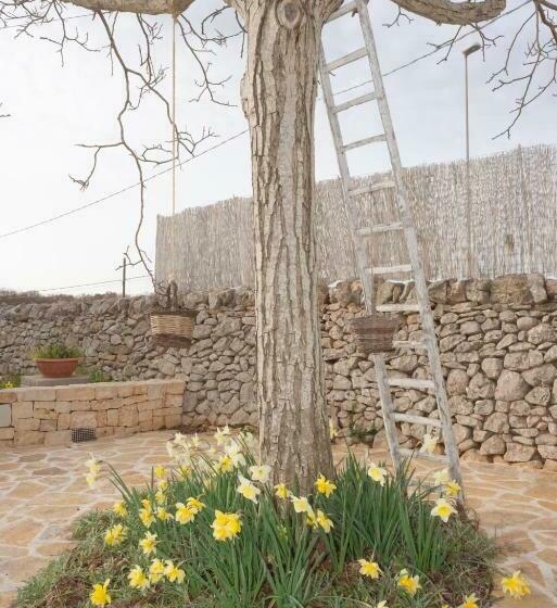 I Trulli Di Mina   Lamia Fresia