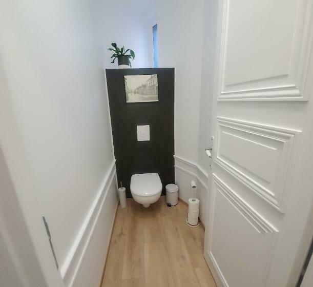 La Maison V.h., Appartements D Hôtes