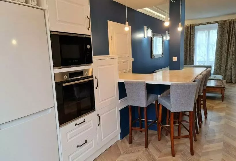 La Maison V.h., Appartements D Hôtes