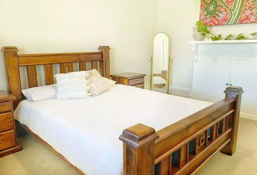 The Central Cottage   Port Lincoln