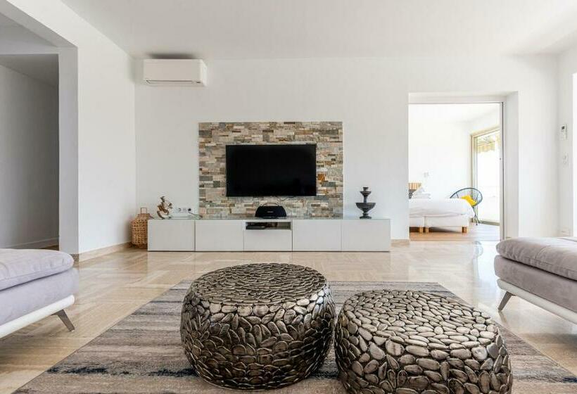 Appartement Bord De Mer Villeneuve Loubet