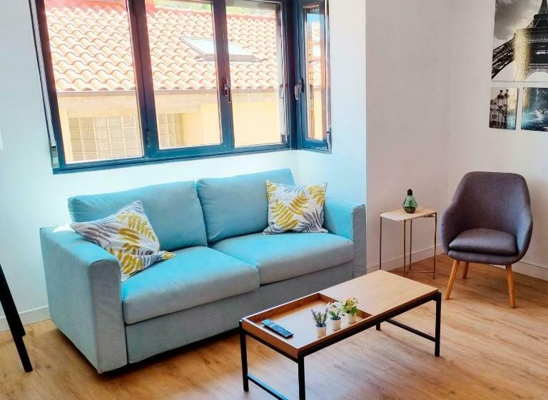 Arboleda Centro Con Parking