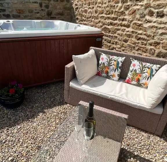 Barford Barn Holiday Cottage