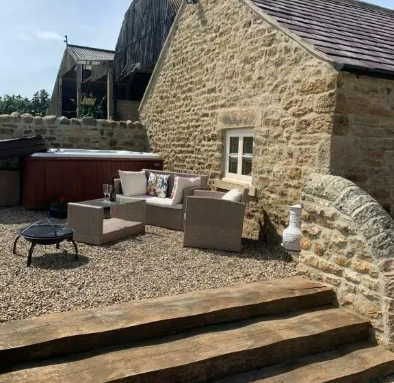Barford Barn Holiday Cottage