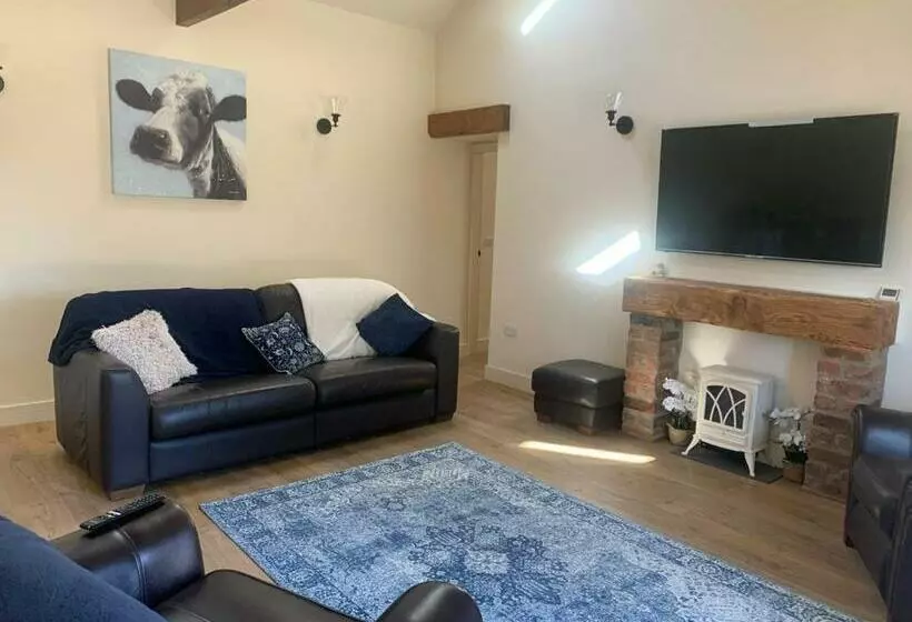 Barford Barn Holiday Cottage