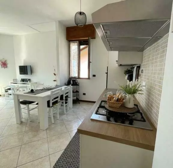 Little House Lezzeno