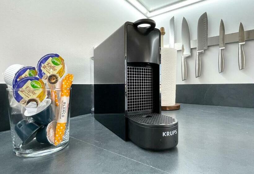 Modern Place City & Beachlife In Heart Of Torremolinos By Solrentspain