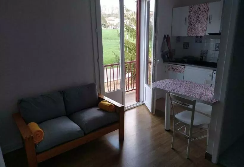 Studio Tout Confort à 300 M Des Thermes