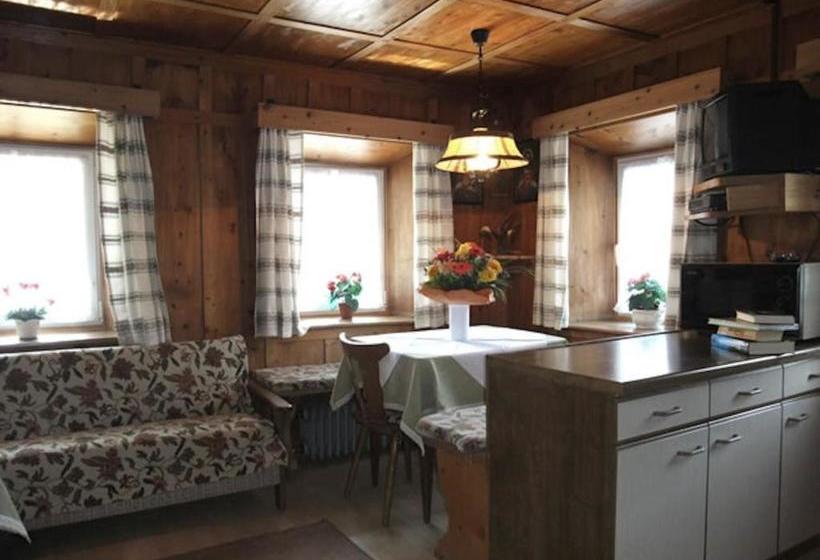 בית מלון כפרי Ferienhaus Sabine