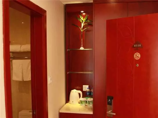 Отель Greentree Inn Jiangsu Suzhou Changshu Fangta Park Pedestrian Street Business