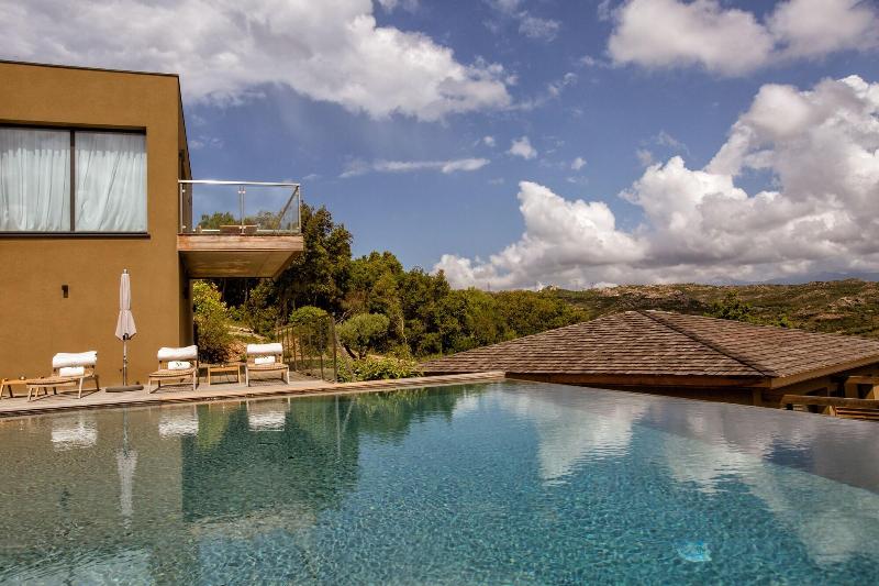 فندق Hôtel Version Maquis Santa Manza