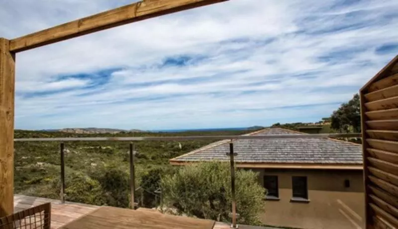 Отель Hôtel Version Maquis Santa Manza