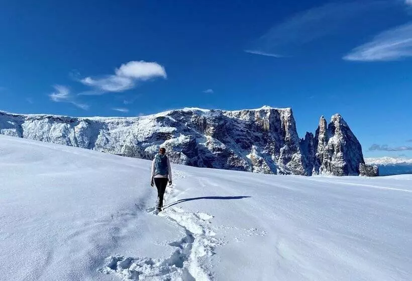 فندق Mirabell Alpine Garden Resort & Spa