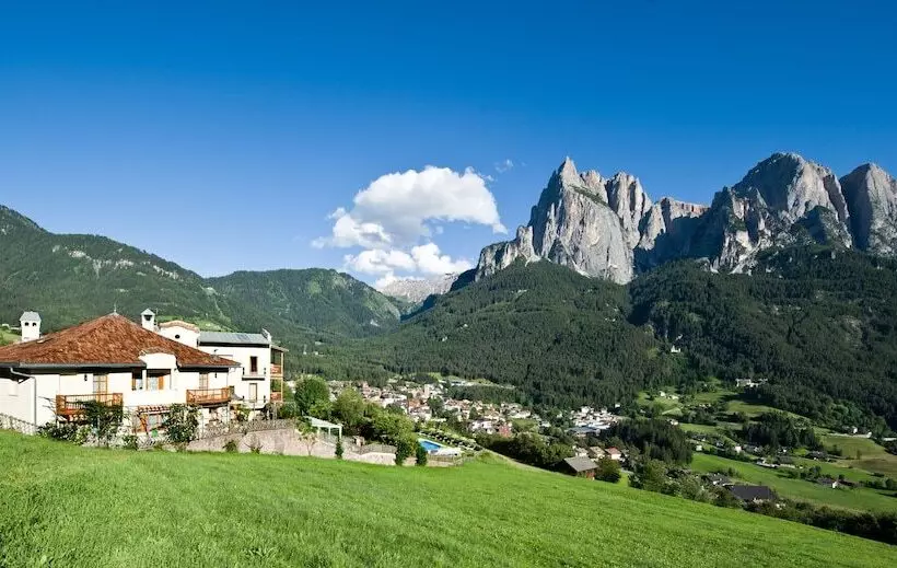 فندق Mirabell Alpine Garden Resort & Spa