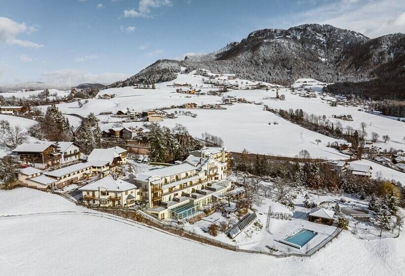 호텔 Mirabell Alpine Garden Resort & Spa