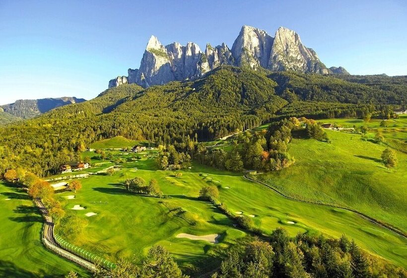 호텔 Mirabell Alpine Garden Resort & Spa