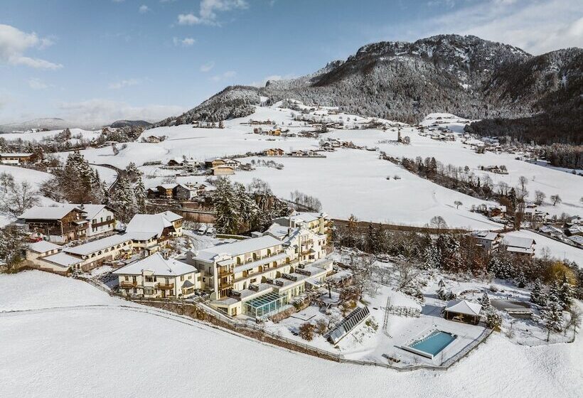 호텔 Mirabell Alpine Garden Resort & Spa