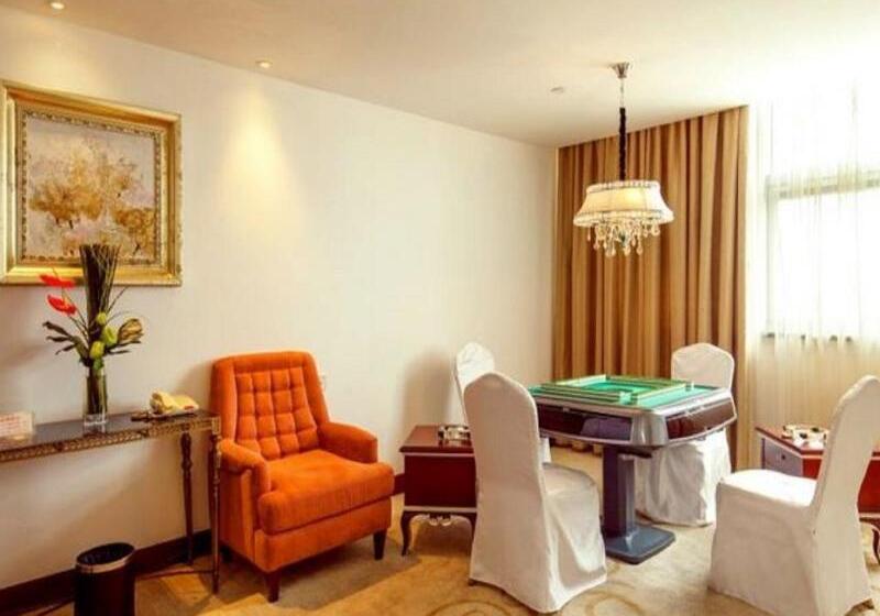 בית מלון כפרי Golden Shinning New Century Grand