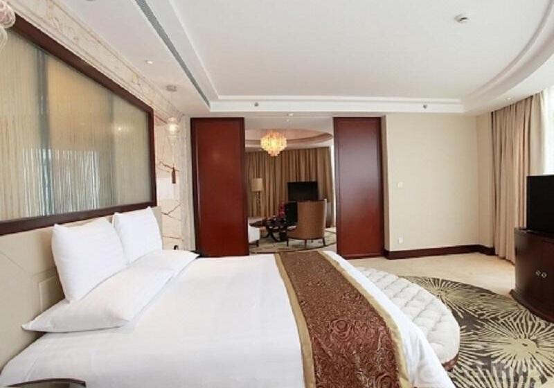 בית מלון כפרי Golden Shinning New Century Grand