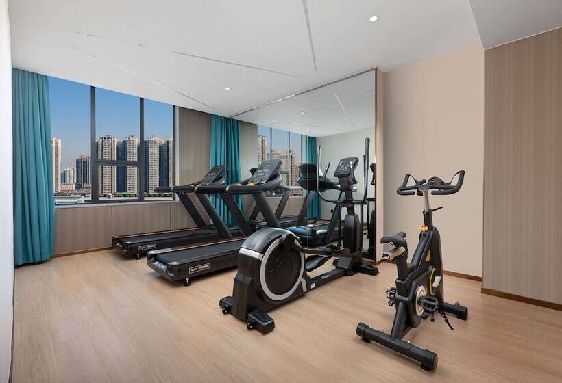 בית מלון כפרי Ramada Encore By Wyndham Changsha Yuhua