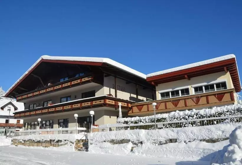 호텔 Rustika Appartements & Spa