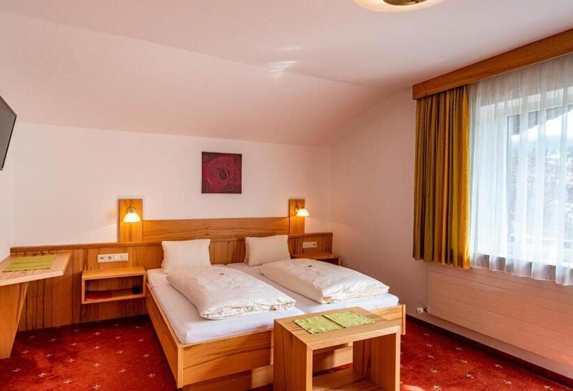 酒店 Rustika   Appartements & Spa