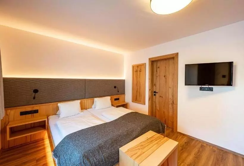 호텔 Rustika Appartements & Spa